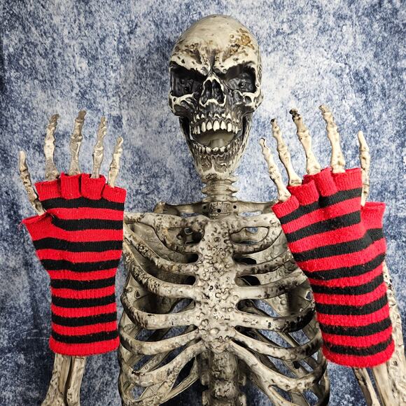 Red and Black Striped Goth Punk Fingerless Gloves - Picture 1 of 3